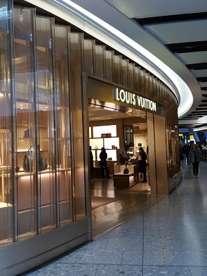 ▷ Louis Vuitton Heathrow T4, Longford